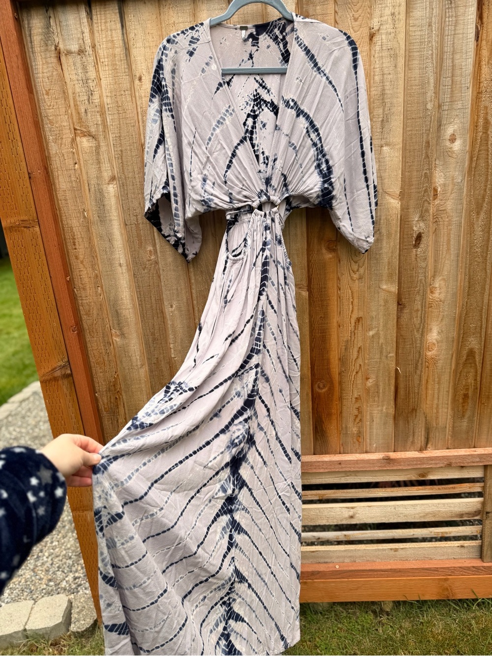 Tie-Dye Maxi Dress with Waist Tie in Light Gray and Navy